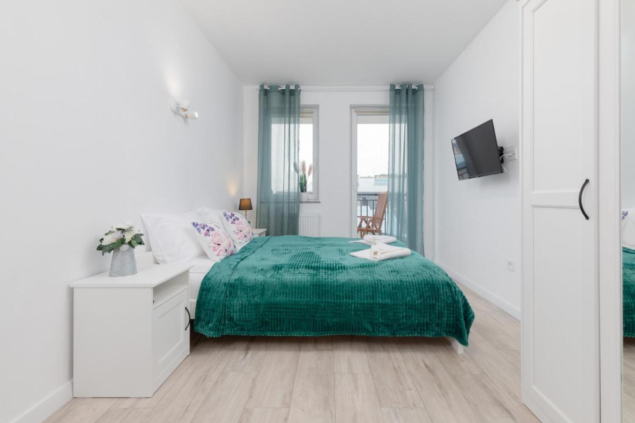 Morska Apartment Dziwnowek By Noclegi Renters Экстерьер фото